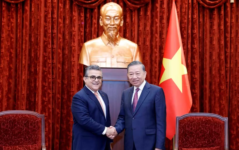 Top leader: Viet Nam supports just struggle of Palestinian people