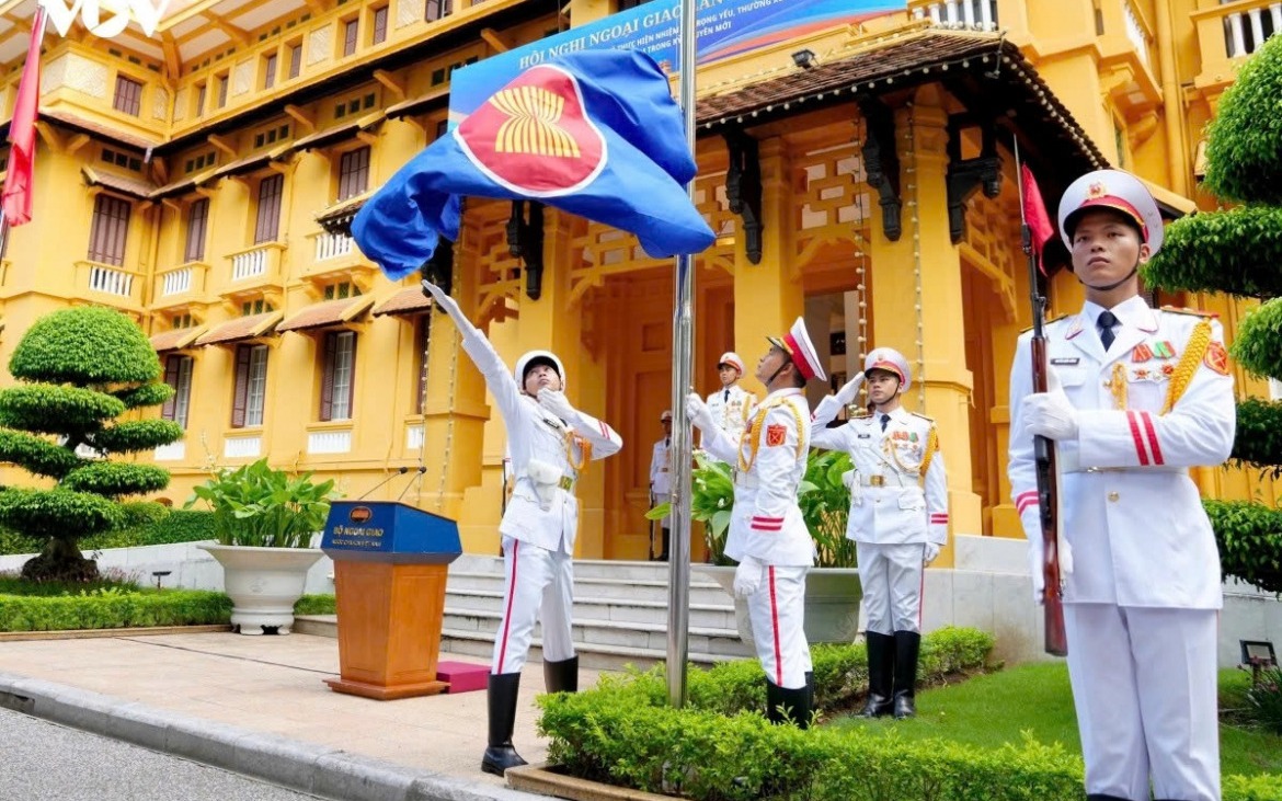 Flag-raising ceremony marks ASEAN