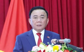 Politburo member Tran Cam Tu to pay official visit to Singapore