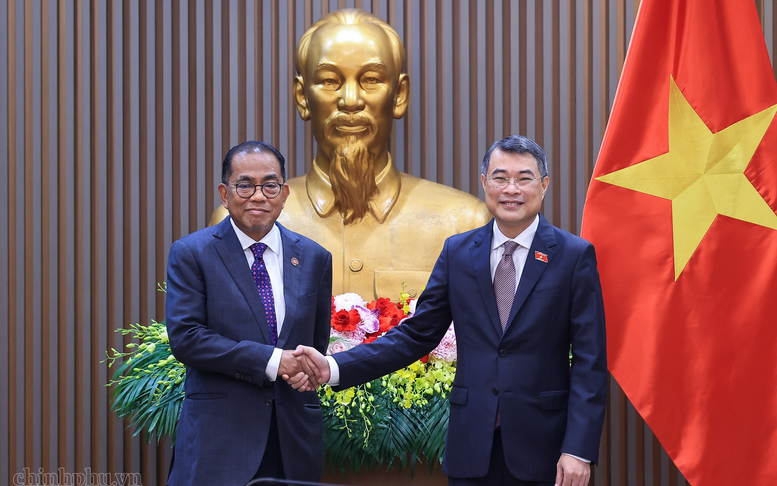 Prime Minister receives Malaysian Minister of Defense