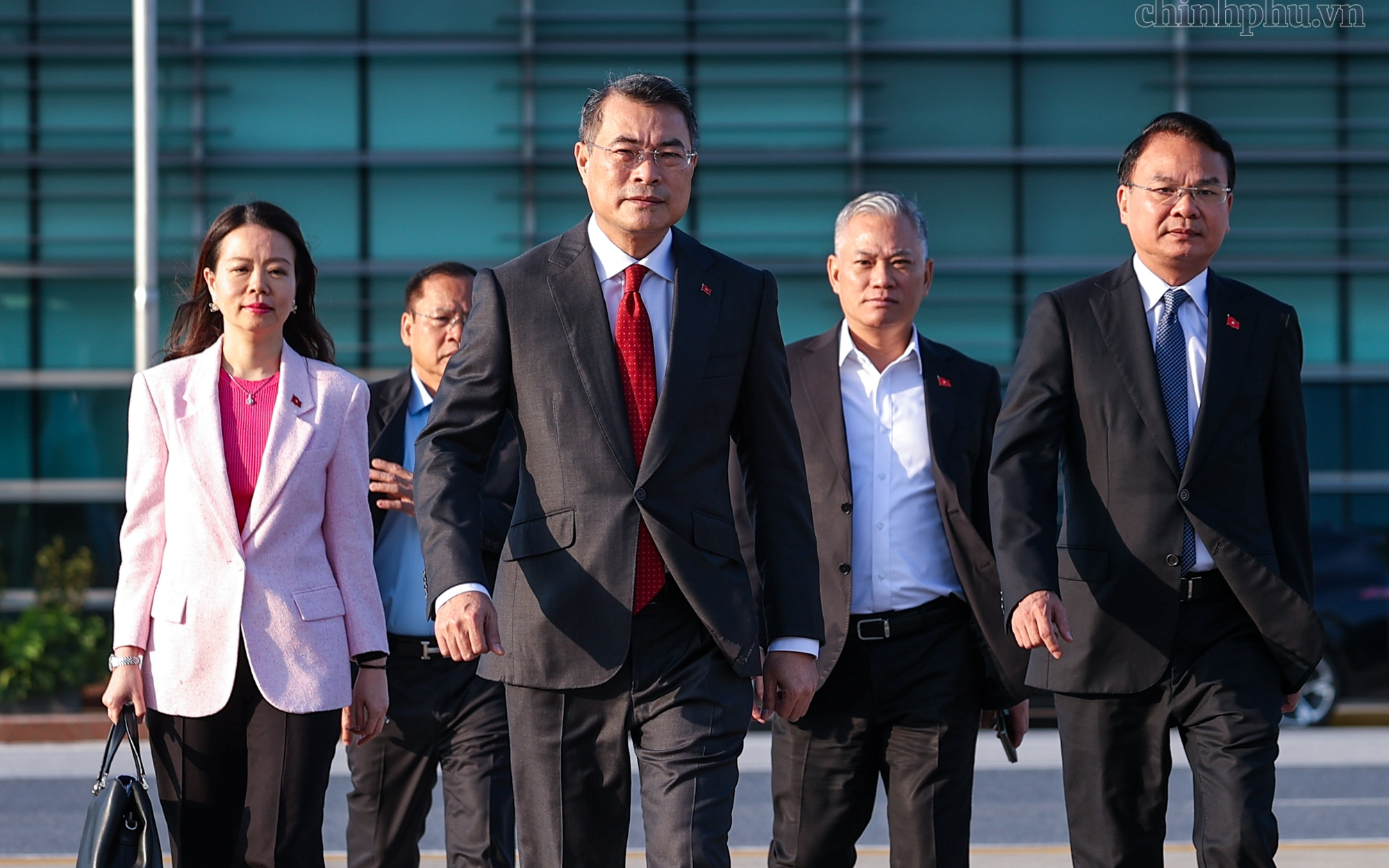 Prime Minister Le Minh Hung leaves for 18th BRICS Summit in India