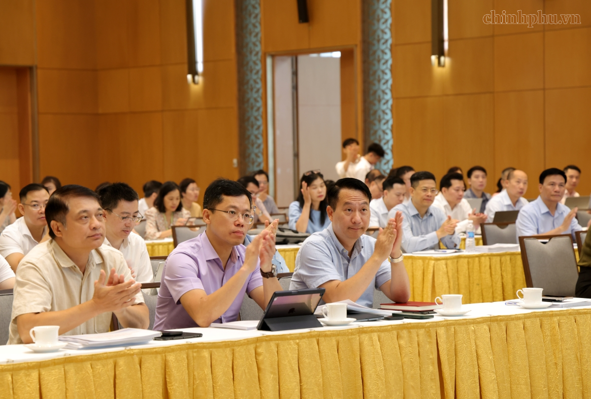 Bồi dưỡng ứng dụng AI trong công tác tham mưu, hành chính tại Văn phòng Chính phủ- Ảnh 2.