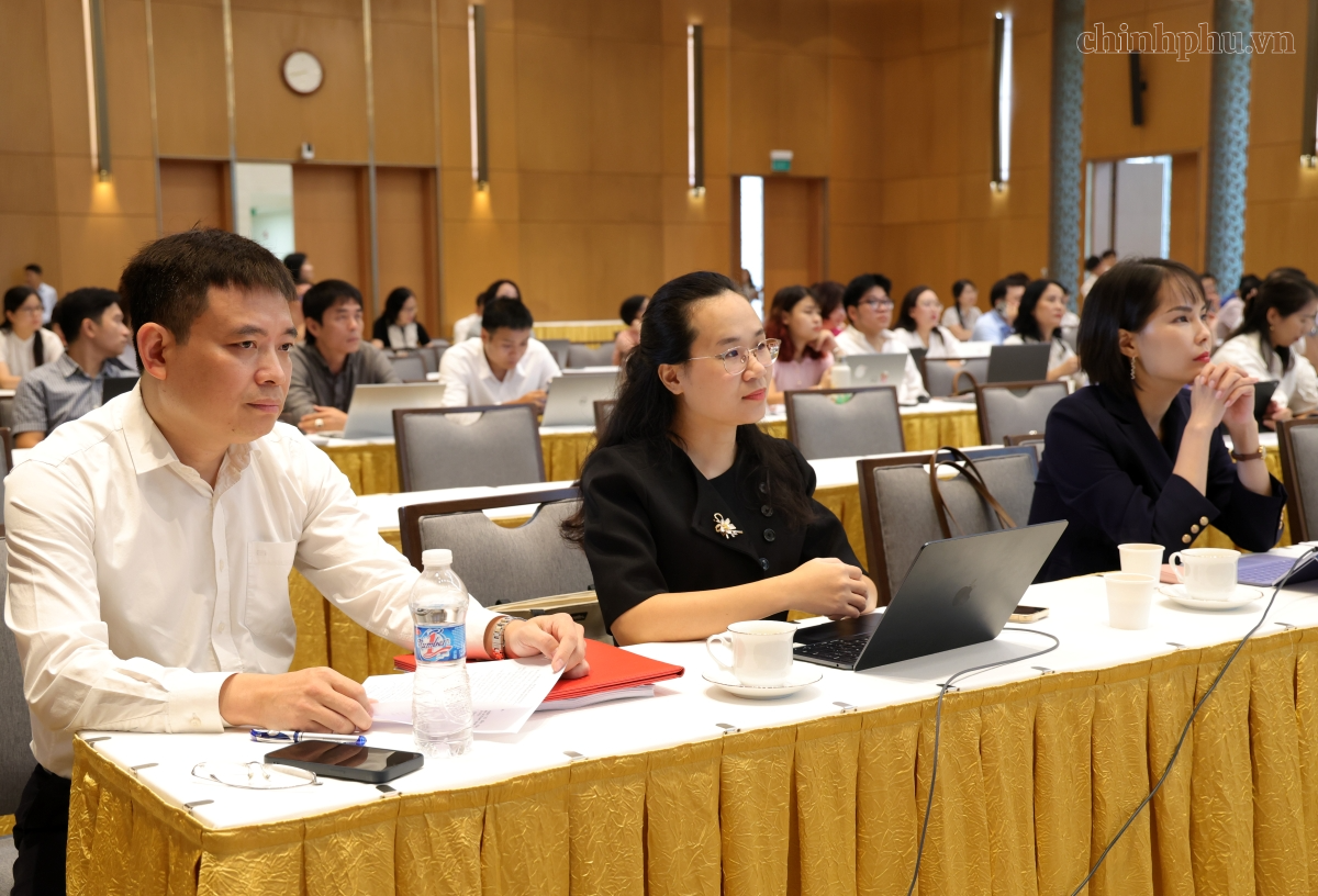 Bồi dưỡng ứng dụng AI trong công tác tham mưu, hành chính tại Văn phòng Chính phủ- Ảnh 4.