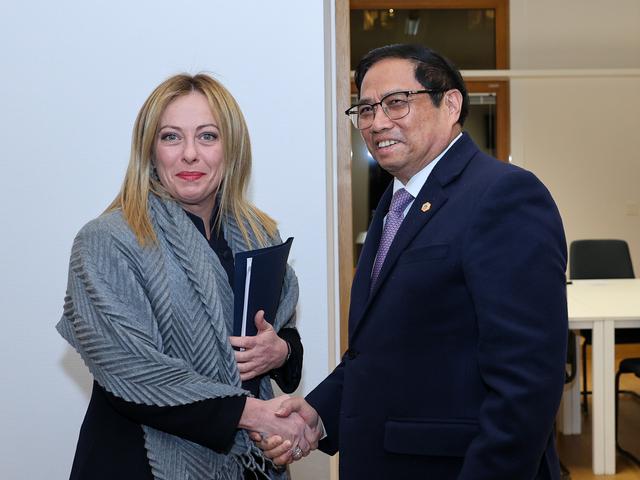 范明正总理会见欧洲各国领导 - Ảnh 1. 范明正总理会见欧洲各国领导 - Ảnh 1.