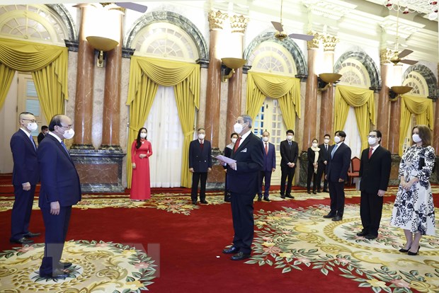 越南国家主席阮春福接受美国和墨西哥驻越大使递交国书 - Ảnh 1.