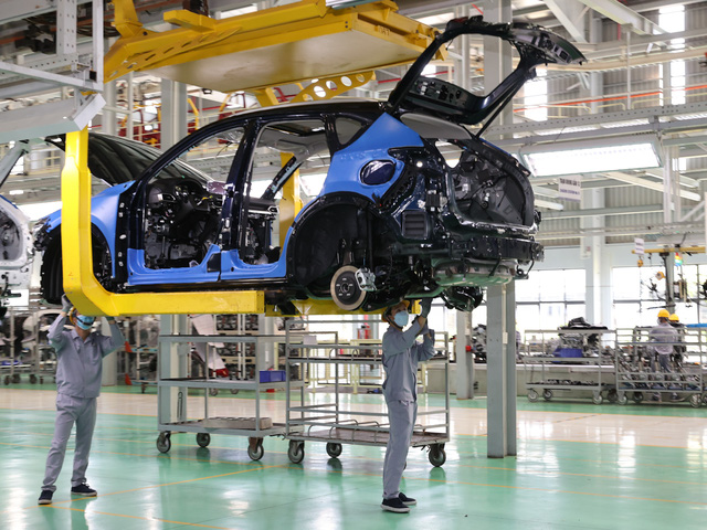 范明正总理视察广南省 - Ảnh 10. 范明正总理视察广南省 - Ảnh 10.