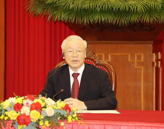 越共中央总书记阮富仲与印尼总统通电话 - Ảnh 1.