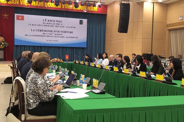 越南与阿尔及利亚政府间委员会第12次会议在河内召开