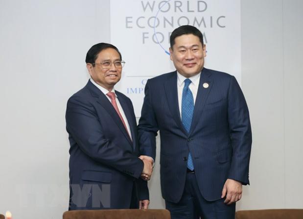 蒙古国总统乌赫那·呼日勒苏赫访越之行意义重要 - Ảnh 1.