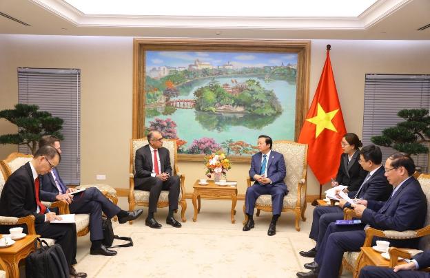 越南政府副总理陈红河会见汇丰银行亚太区联席首席执行官 - Ảnh 1.