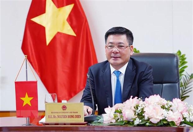 越南工商部部长与英国商业和贸易大臣通电话 商讨英国加入CPTPP谈判问题 - Ảnh 1.