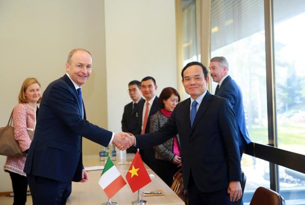 陈流光副总理出席联合国人权理事会第52次会议：出席多场双边会晤 - Ảnh 1.