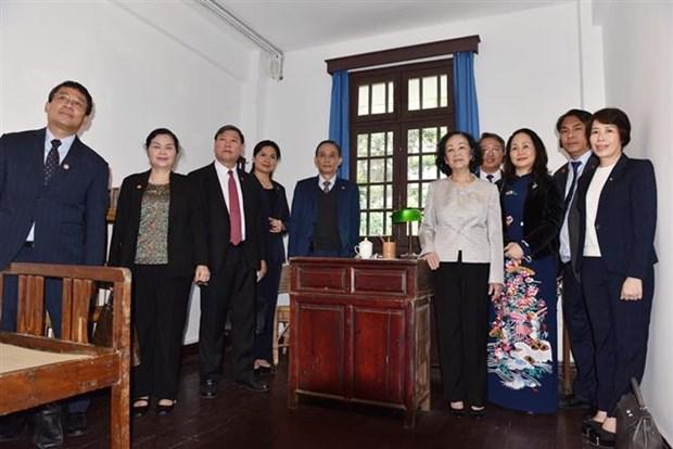 越共中央书记处常务书记张氏梅访问中国重庆 - Ảnh 2.