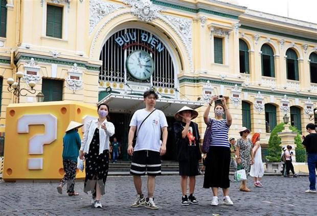 越南是韩国游客首先的旅游目的地之一 - Ảnh 1.