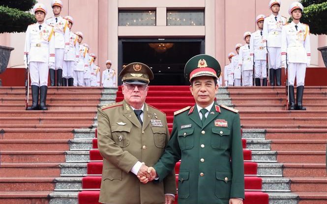 防务合作是越古关系的支柱之一