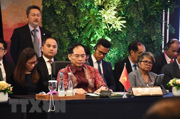 photo-1689380988907 photo-1689380988907