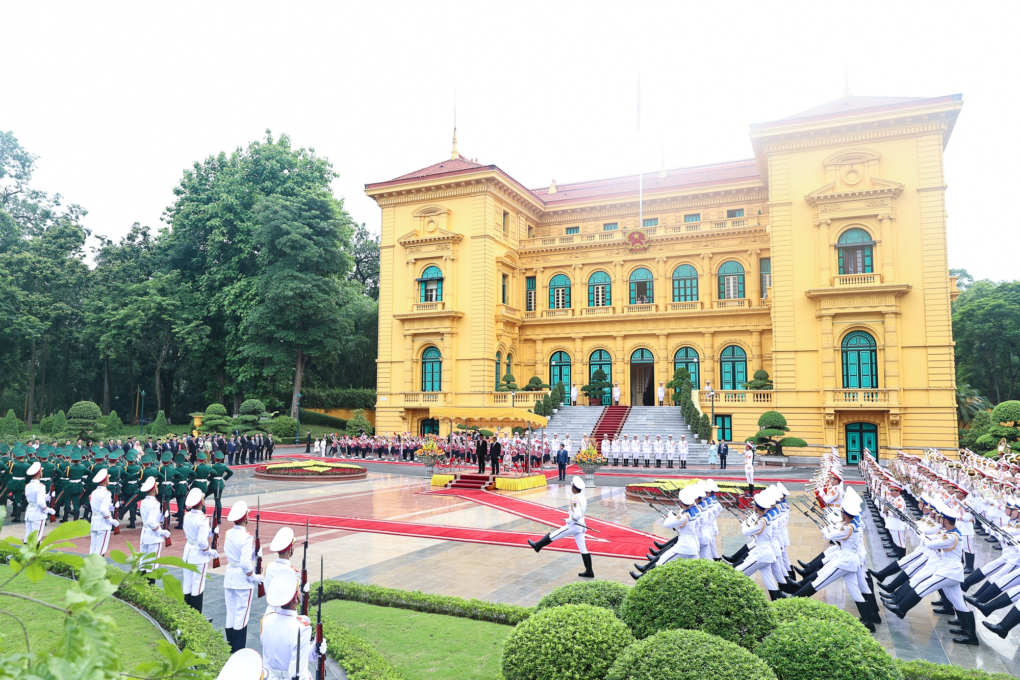 范明正总理举行迎接仪式欢迎马来西亚总理正式访越 - Ảnh 5.