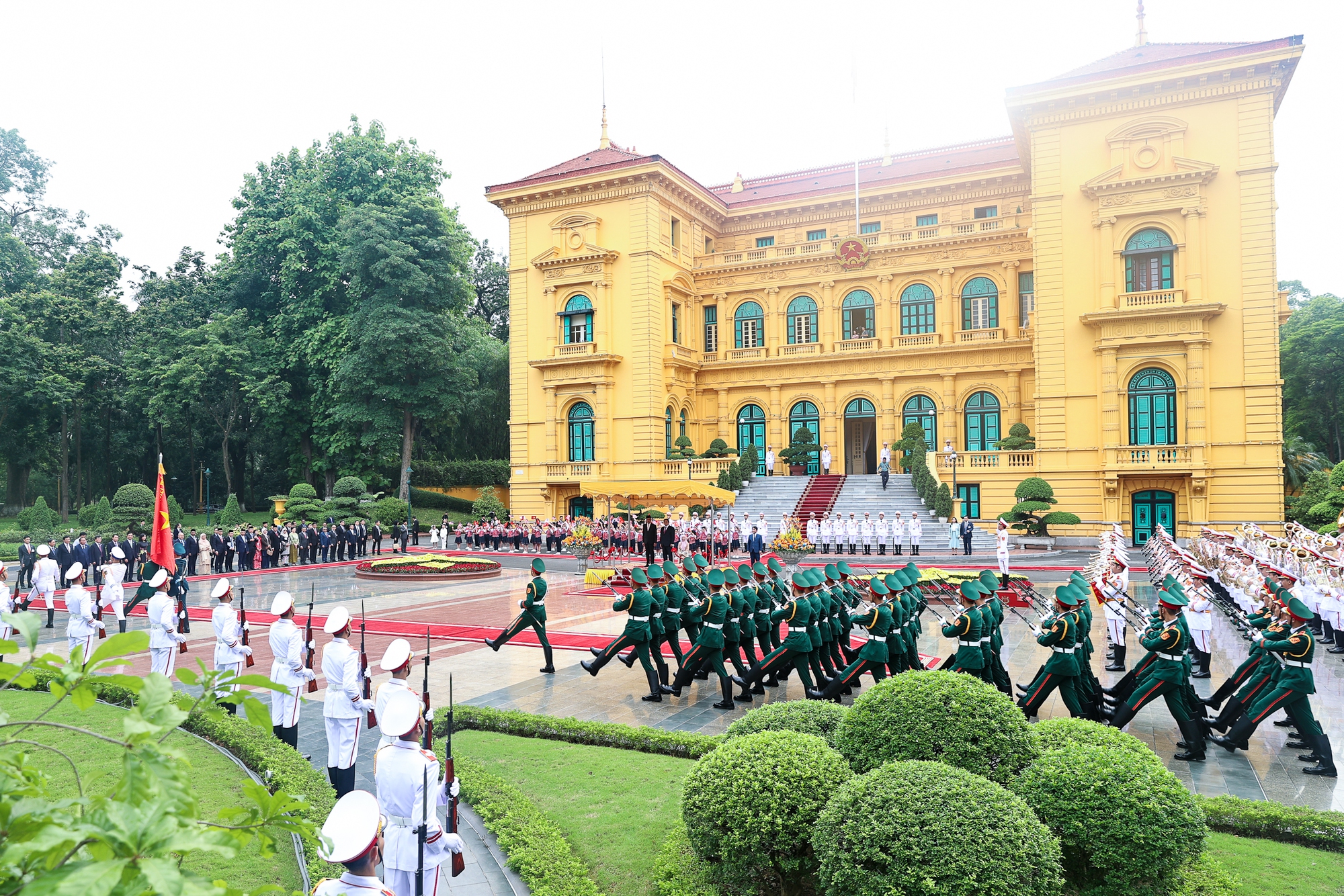 范明正总理举行迎接仪式欢迎马来西亚总理正式访越 - Ảnh 7.
