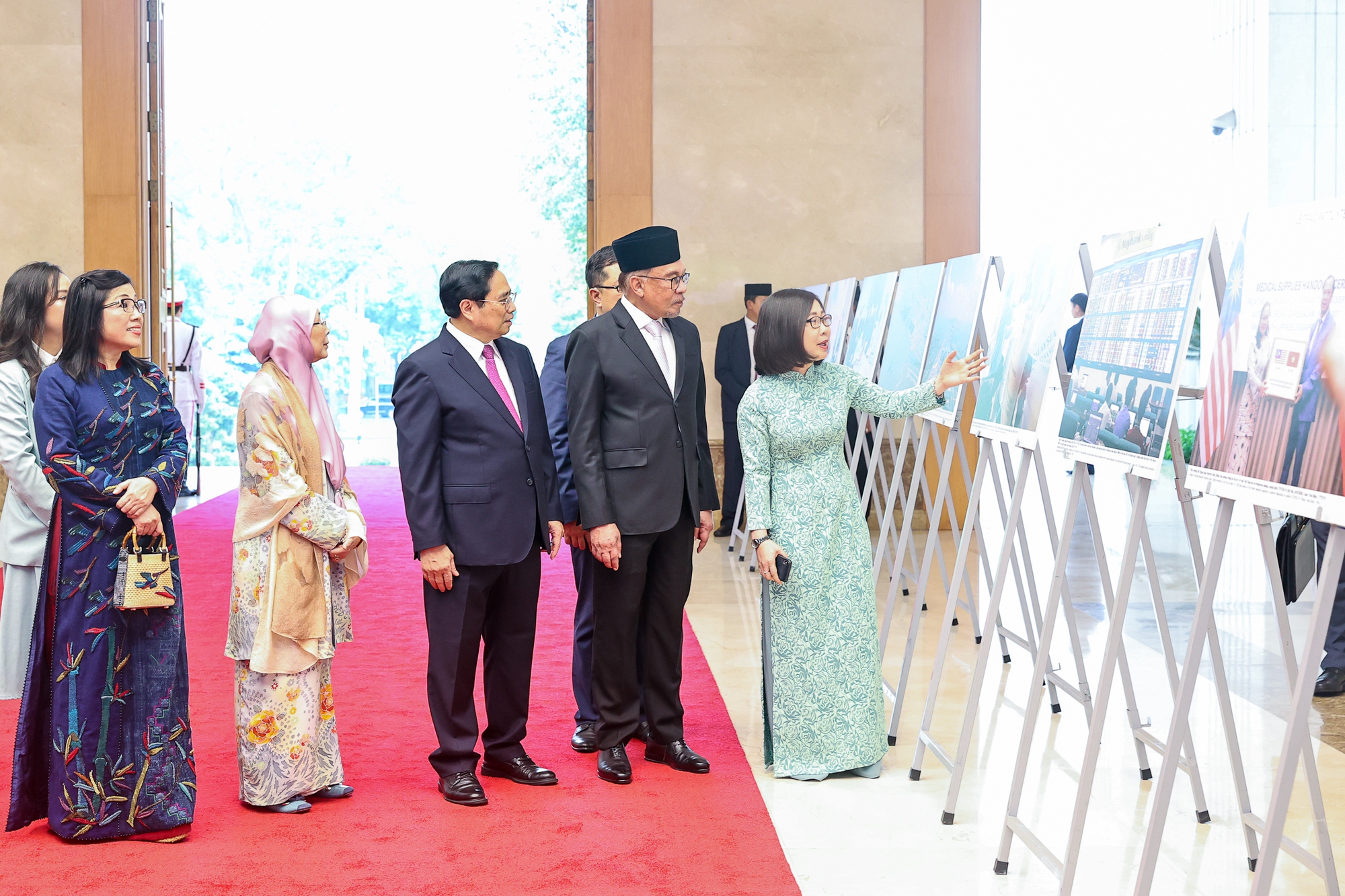 范明正总理举行迎接仪式欢迎马来西亚总理正式访越 - Ảnh 11.