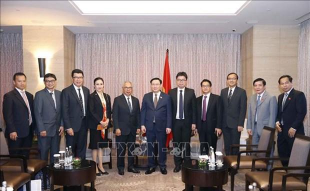 photo-1691257415692 photo-1691257415692