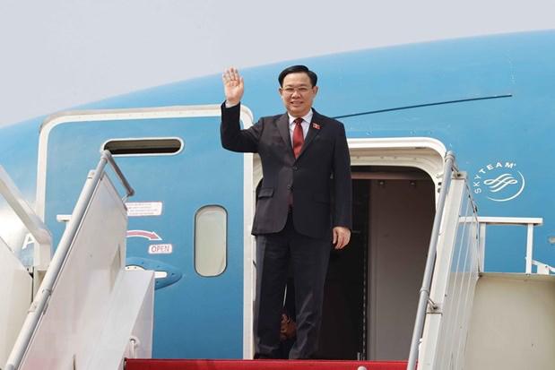 越南国会主席王廷惠抵达雅加达 开始对印尼进行正式访问 - Ảnh 1.