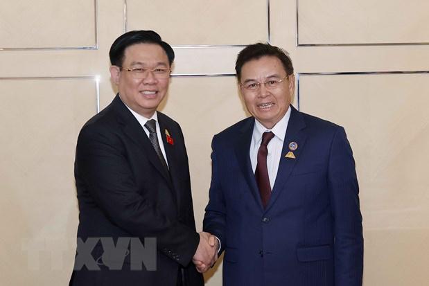 photo-1691464345732 photo-1691464345732