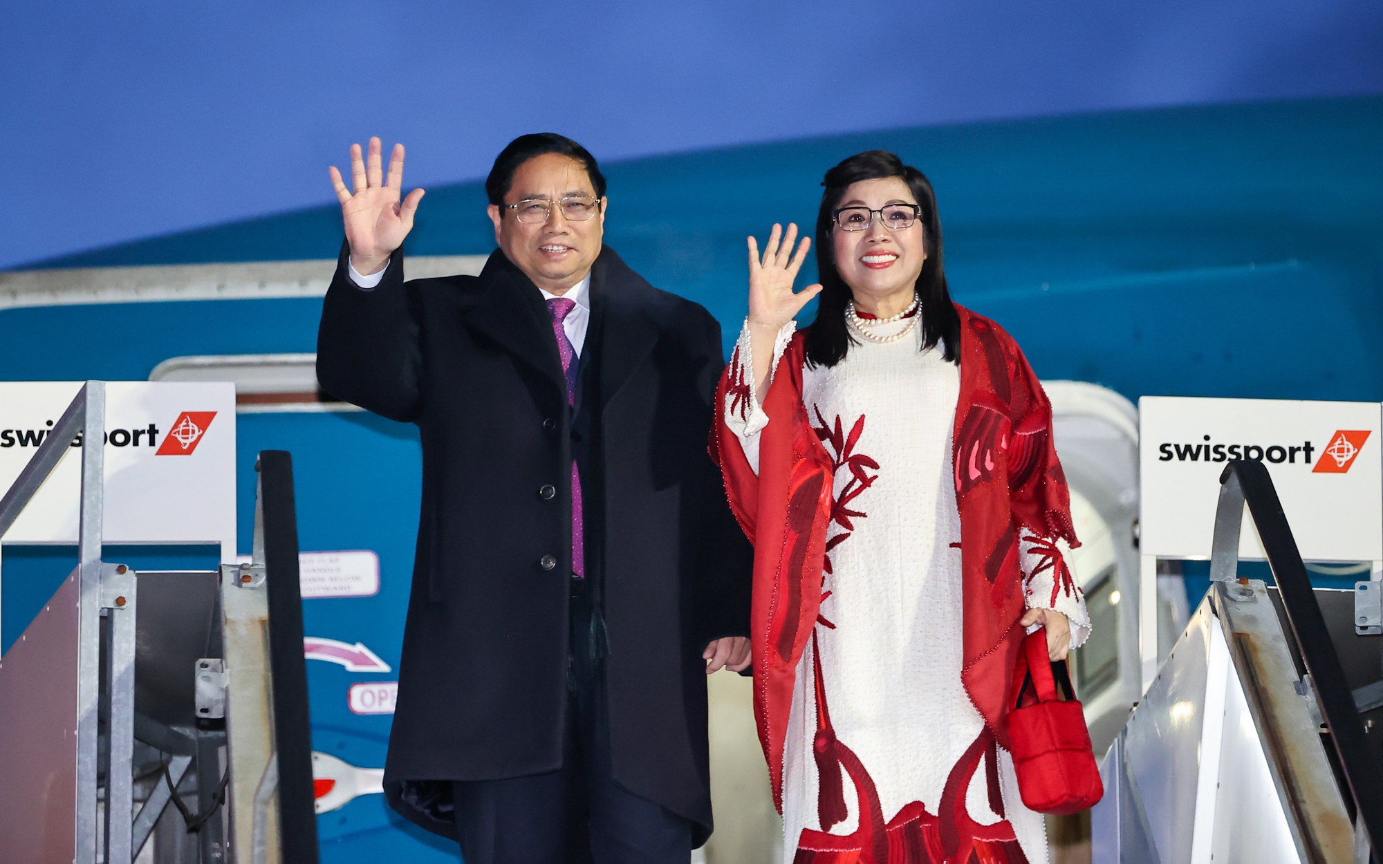 范明正总理抵达瑞士，开始出席2024年达沃斯世界经济论坛峰会