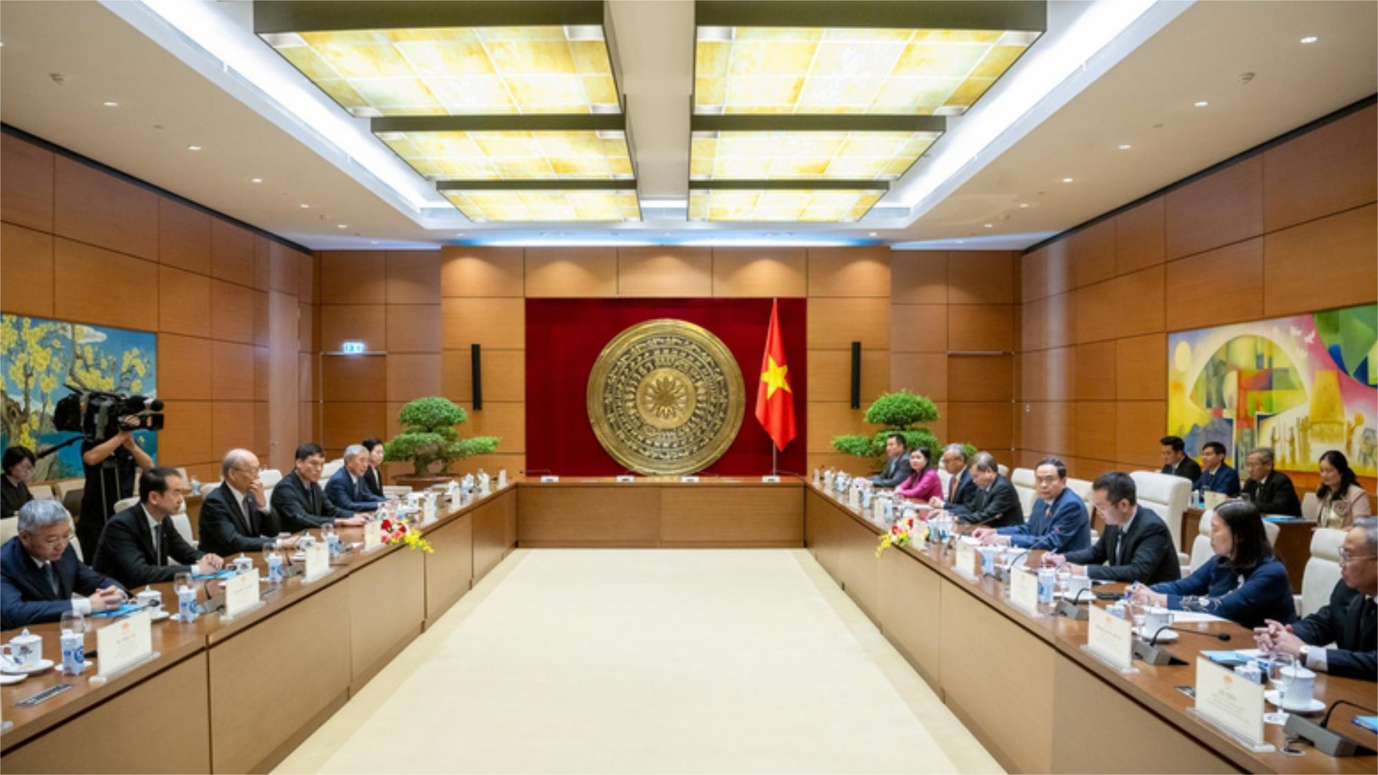 photo-1729448235166 photo-1729448235166