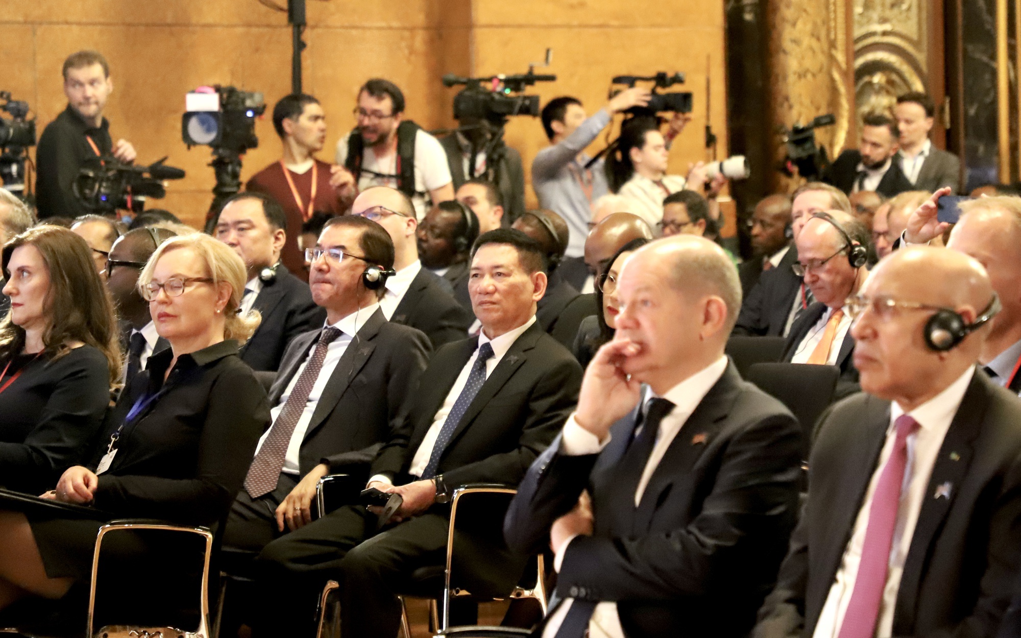 胡德福副总理出席汉堡可持续发展会议开幕式