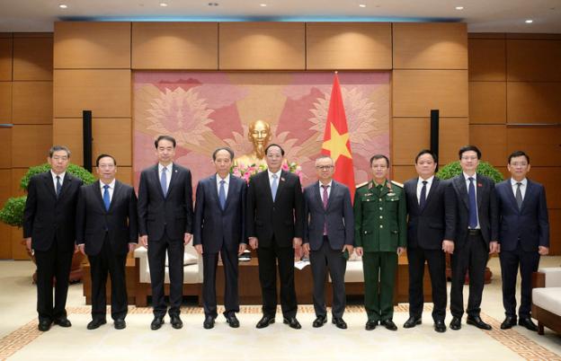 国会副主席陈光方会见中国国际交流协会代表团- Ảnh 2.