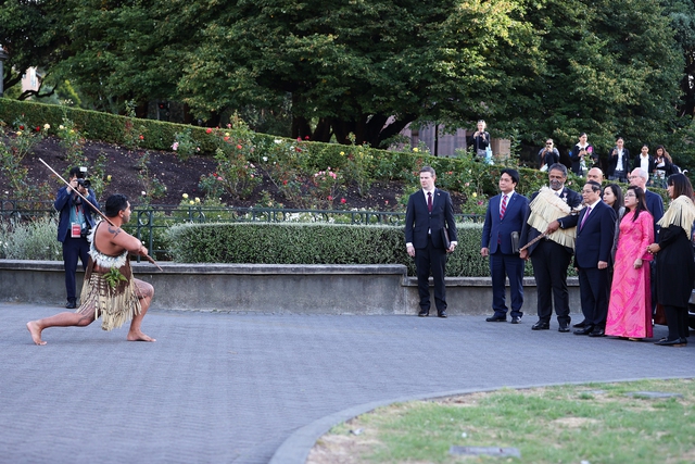 新西兰总理举行隆重仪式，欢迎范明正总理访问新西兰- Ảnh 4.