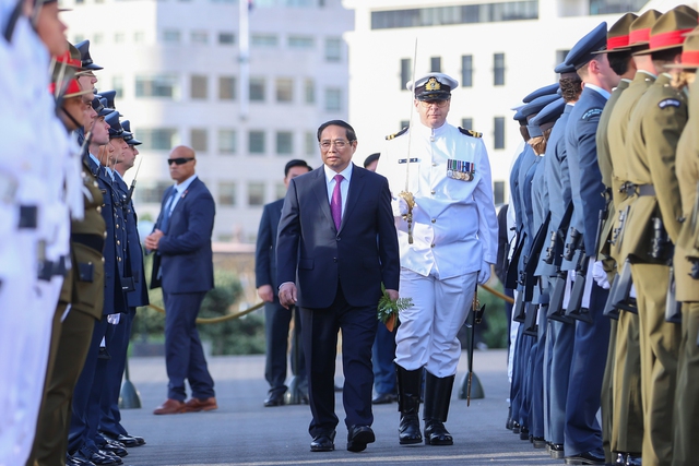 新西兰总理举行隆重仪式，欢迎范明正总理访问新西兰- Ảnh 7.