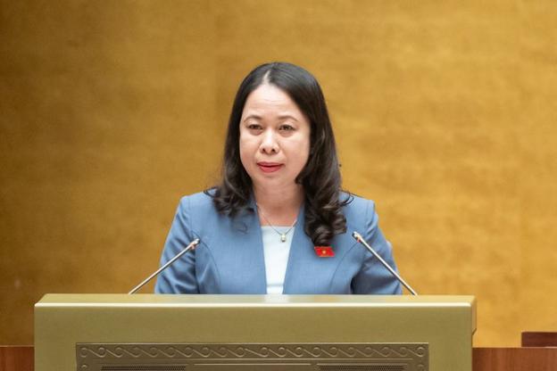 photo-1717953523153 photo-1717953523153