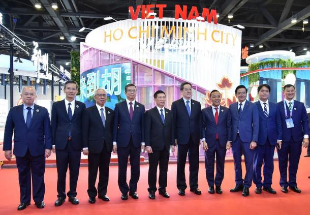 photo-1727232604644 photo-1727232604644