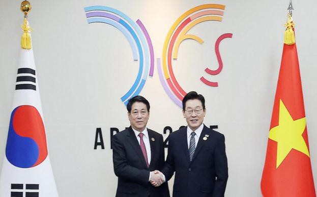 韩国总统：韩国将越南视为经贸投资合作中的重要战略伙伴