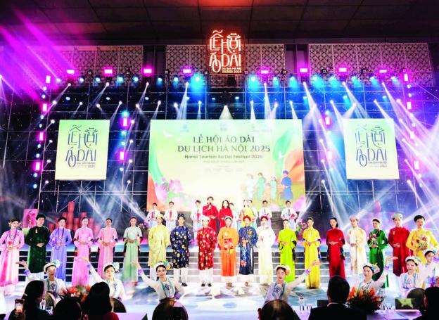 photo-1763369623520 photo-1763369623520