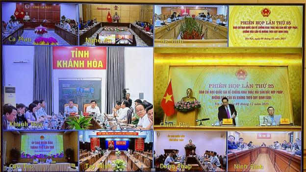 photo-1765340994151 photo-1765340994151