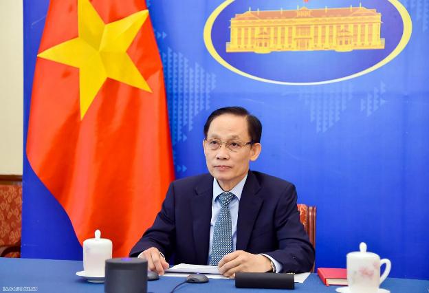 越南外交部长黎怀忠同菲律宾外交部长拉扎罗通电话- Ảnh 1. 越南外交部长黎怀忠同菲律宾外交部长拉扎罗通电话- Ảnh 1.