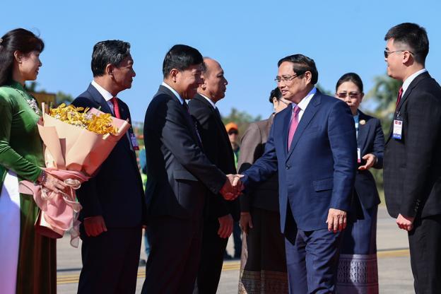 photo-1764661591205 photo-1764661591205