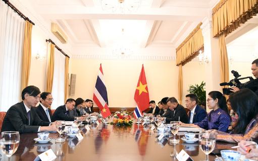 越南政府副总理、外交部长裴青山同泰国外交部部长玛里·沙炎蓬举行会谈- Ảnh 2.