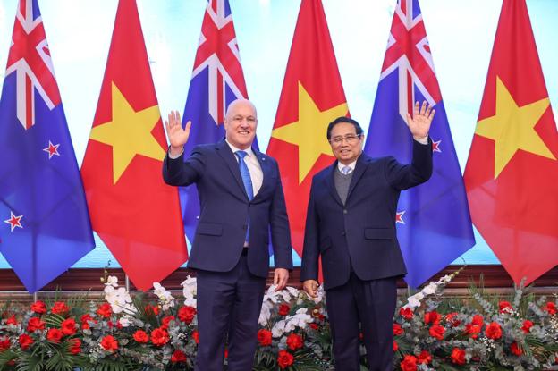 范明正总理同新西兰总理克里斯托弗•卢克森举行会谈 越新关系提升为全面战略伙伴关系- Ảnh 1. 范明正总理同新西兰总理克里斯托弗•卢克森举行会谈 越新关系提升为全面战略伙伴关系- Ảnh 1.
