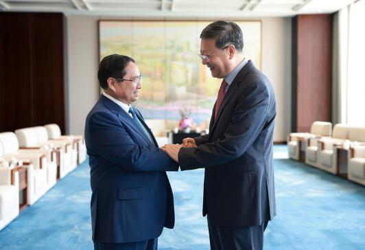 范明正总理会见上海市委书记陈吉宁- Ảnh 1.
