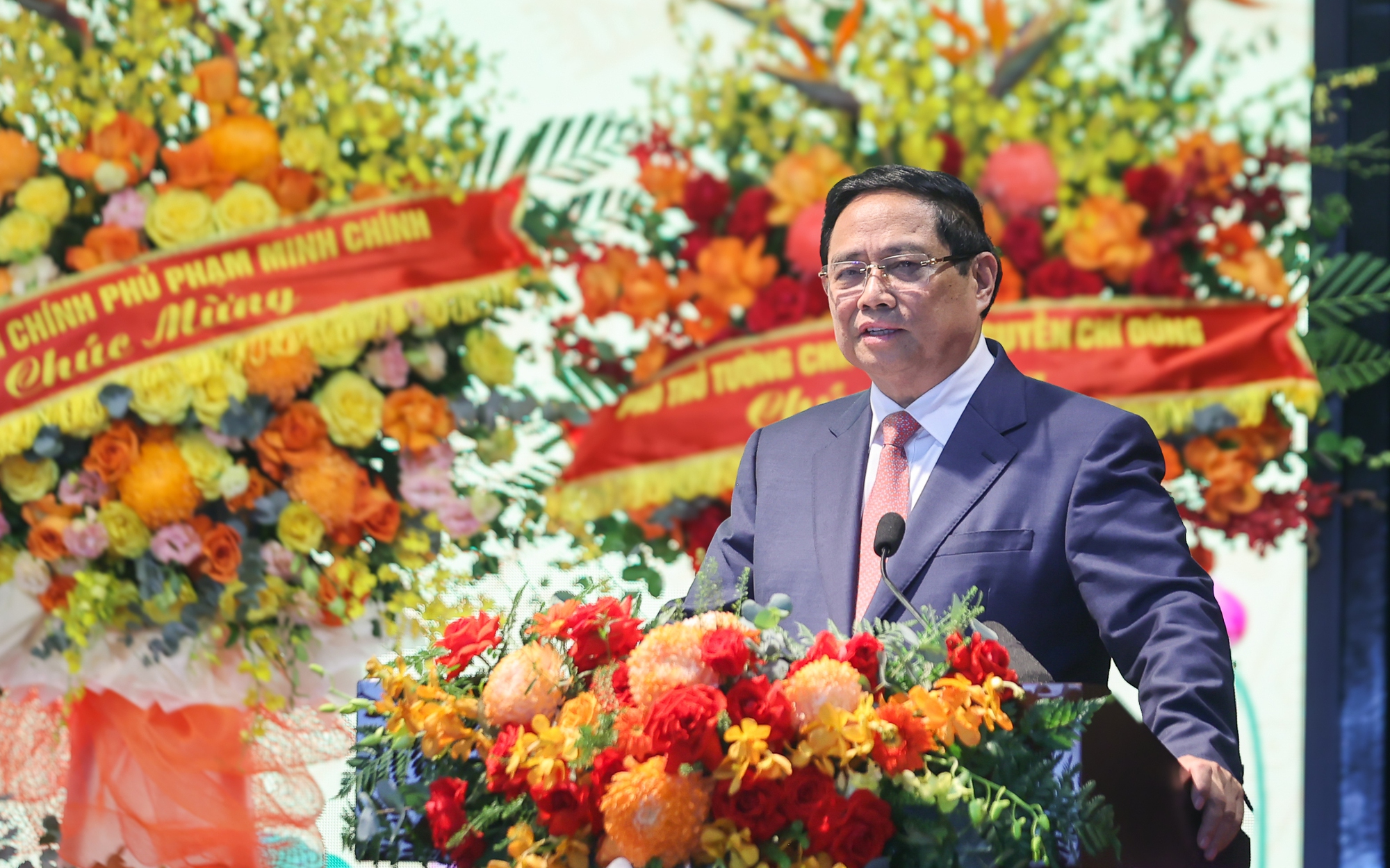 范明正总理：越南崛起成为发达繁荣国家的“必由之路”