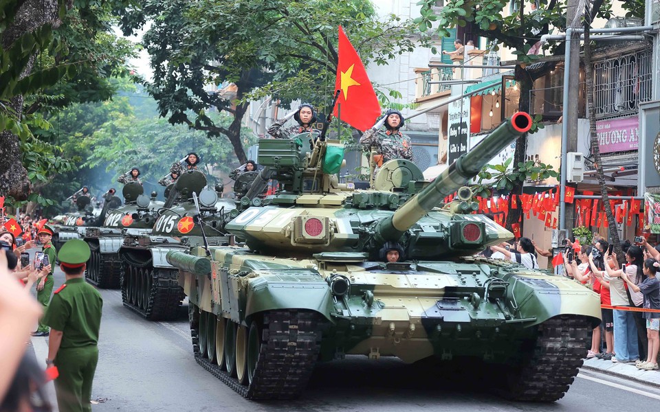 https://bcp.cdnchinhphu.vn/359255642496790528/2025/8/25/vna-potal-cac-luc-luong-san-sang-cho-tong-hop-luyen-dieu-binh-dieu-hanh-a80-lan-thu-2-8231378-1756057627967206651755-0-0-600-960-crop-1756057784668505720896.jpg