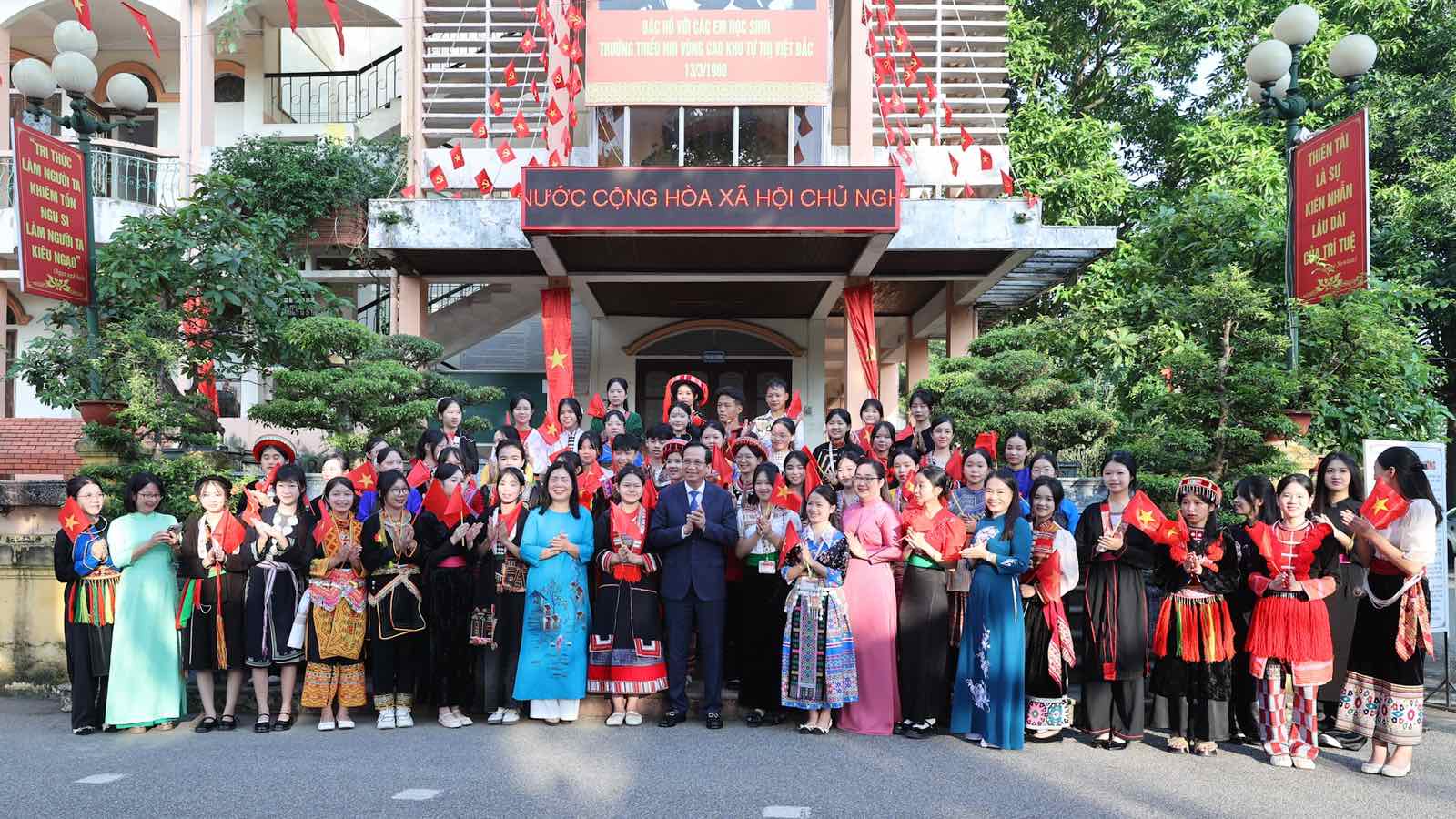 越南全国2025-2026学年开学典礼组图- Ảnh 5.