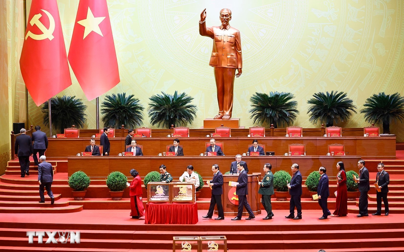 苏林同志当选越共第十四届中央总书记