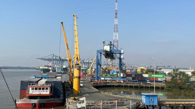 photo-1767669422236 photo-1767669422236