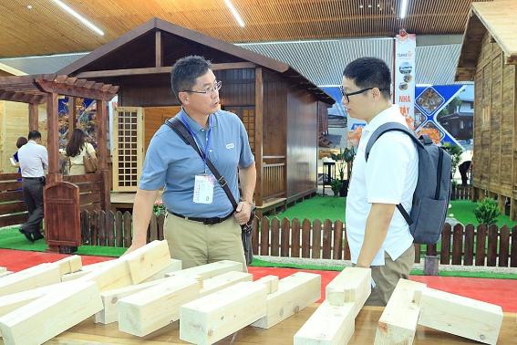 越日贸易额首次突破500亿美元- Ảnh 1. 越日贸易额首次突破500亿美元- Ảnh 1.