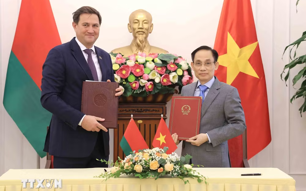 越南—白俄罗斯配合有效落实各项合作协议