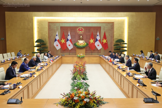 越南政府总理黎明兴会见巴拿马总统穆利诺- Ảnh 2.